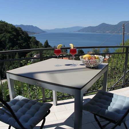 Apartamento Casa Colmegna Mit Traumhaften See- Und Bergblick Luino Exterior foto