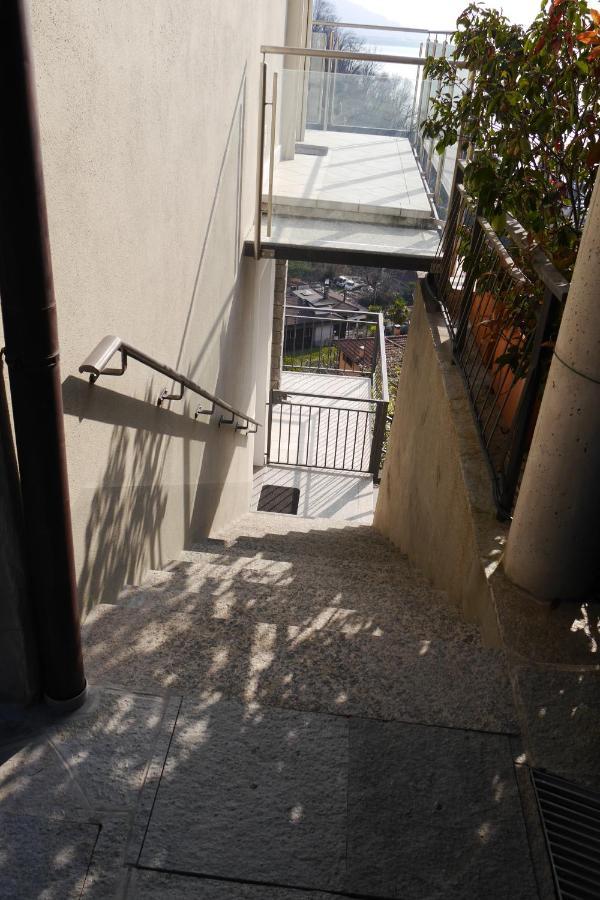 Casa Colmegna Mit Traumhaften See- Und Bergblick Luino Exterior foto
