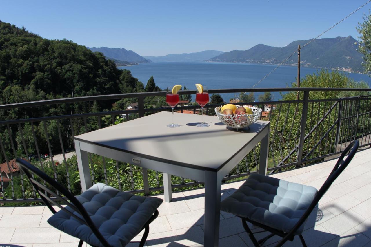 Apartamento Casa Colmegna Mit Traumhaften See- Und Bergblick Luino Exterior foto